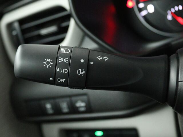 Suzuki SWIFT 1.2 Select Smart Hybrid | Apple Carplay / Android Auto (Navigatie) | Keyless entry | Airco | Achteruitrijcamera | Stoelverwarming |