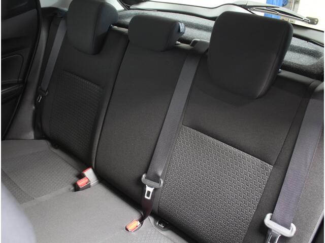 Suzuki SWIFT 1.2 Style Smart Hybrid | CARPLAY | CAMERA | NAVI | KEYLESS | LMV | PDC