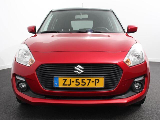 Suzuki SWIFT 1.2 Select Navigatie | Bluetooth | lichtmetalen velgen | airco | zwart dak