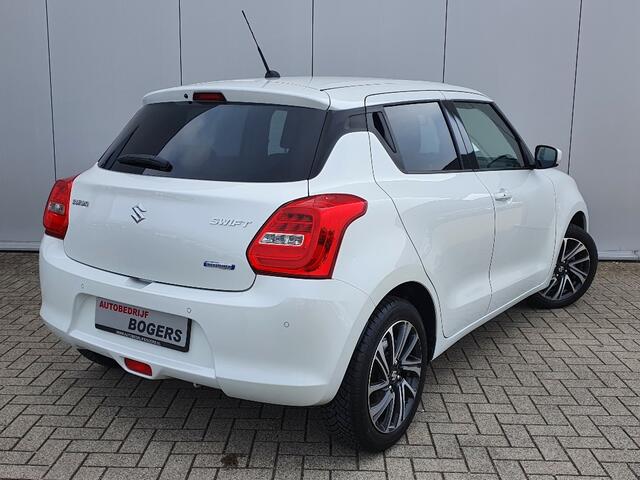 Suzuki SWIFT 1.2 Stijl Smart Hybrid Navigatie, Climate Control, Adaptive Cruise Control, 16"Lm, Achteruitrijcamera, Stoelverwarming