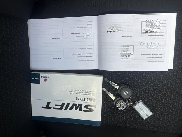 Suzuki SWIFT 1.2 Select Smart Hybrid | Achteruitrijcamera | Stoelverwarming