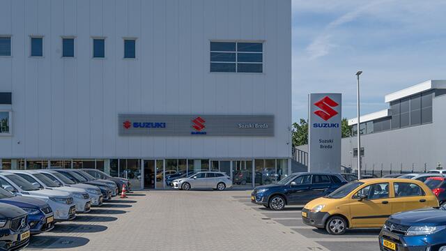 Suzuki SWIFT 1.2 Style | Dit jaar leverbaar | ¤24.598 | Smart Hybrid | Apple Carplay / Android Auto (Navigatie) | Keyless entry | Climate Control | Achteruitrijcamera |
