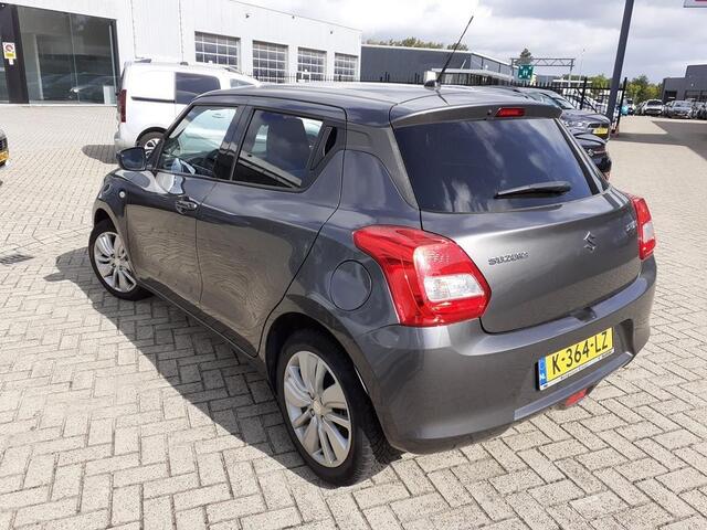 Suzuki SWIFT 1.2 Select | Achteruitrijcamera | Stoelverwarming | All Season Banden |
