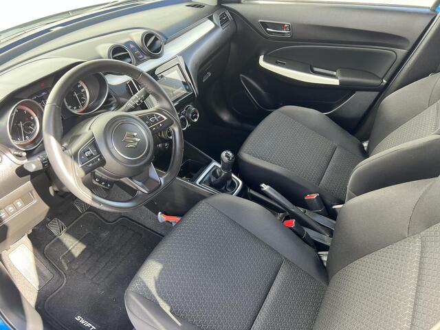 Suzuki SWIFT 1.2 Stijl Smart Hybrid | Lage KM-stand | Apple Carplay & Android Auto | Meest Luxe Uitvoering