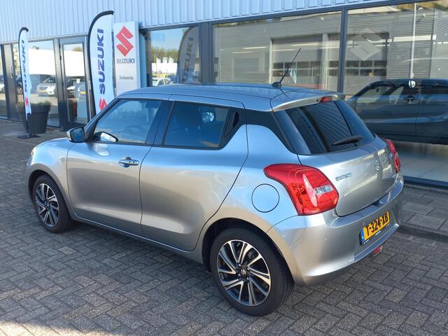 Suzuki SWIFT 1.2 Style Smart Hybrid Navigatie/ Cruise control