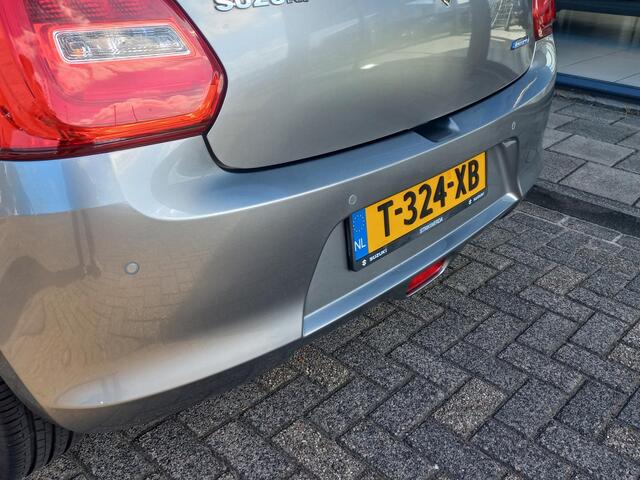 Suzuki SWIFT 1.2 Style Smart Hybrid Navigatie/ Cruise control