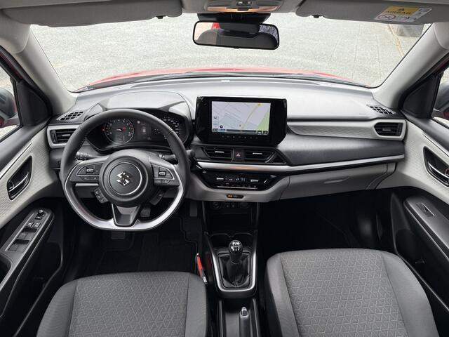 Suzuki SWIFT 1.2 Style Smart Hybrid **STOELVERWARMING/ KEYLESS/ NAVIGATIE/ DODEHOEK DETECTIE**