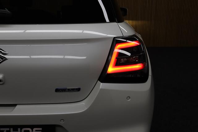Suzuki SWIFT 1.2 Select Smart Hybrid | Uit Voorraad Leverbaar! | Adaptive-cruise | Camera | Airco | Navigatie | Apple Carplay & Android Auto | Keyless | Dodehoekdetectie