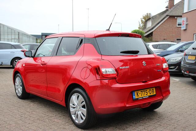 Suzuki SWIFT 1.2 Select Hybrid | Navi | Carplay/Android auto | Camera |