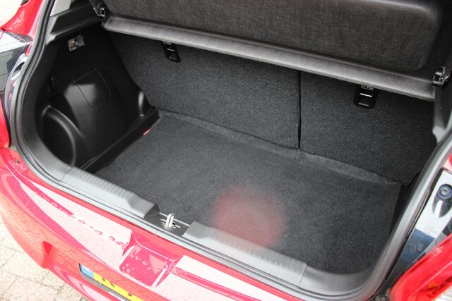 Suzuki SWIFT 1.2 Select Hybrid | Navi | Carplay/Android auto | Camera |