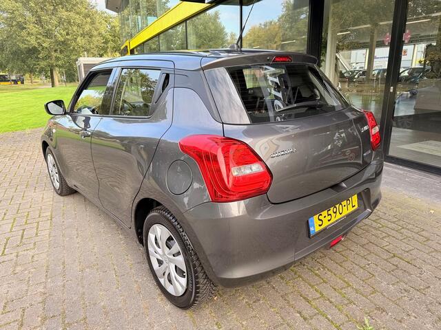 Suzuki SWIFT 1.2 Comfort Smart Hybrid