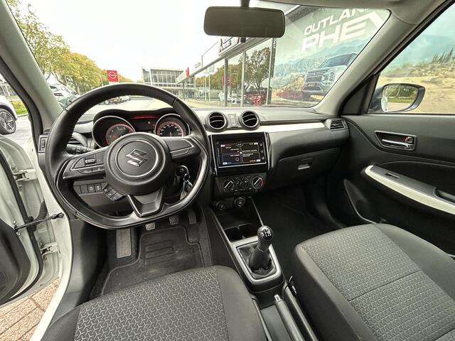 Suzuki SWIFT 1.2 Select Smart Hybrid | Achteruitrijcamera | Stoelverwarming | Carplay