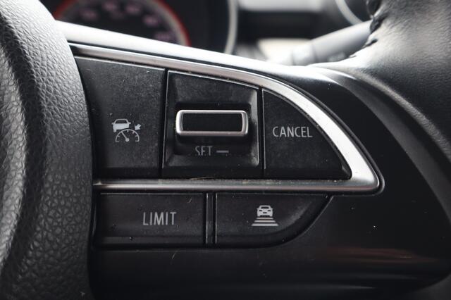 Suzuki SWIFT 1.2 Select Hybrid AdaptiveCruise/Apple/AndroidAuto