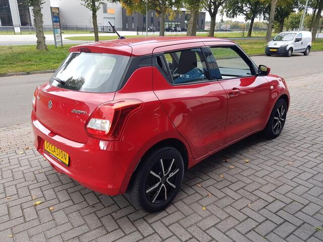 Suzuki SWIFT 1200i 16V 5 DEURS AIRCO LM VELGEN