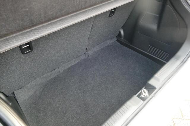 Suzuki SWIFT 1.2 Select Smart Hybrid | NAVIGATIE || RIJKLAARPRIJS |