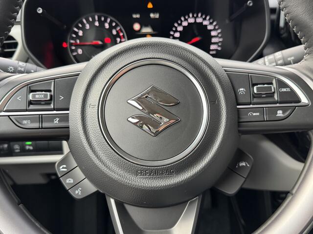 Suzuki SWIFT 1.2 Select Smart Hybrid Nu met ¤2.300 klantvoordeel info: M.Safari 0492588976