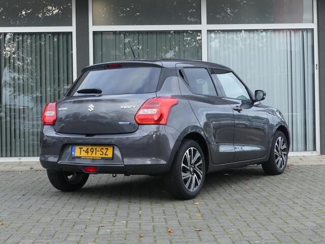 Suzuki SWIFT 1.2 Style Smart Hybrid 100% Dealer o.h., Cruise & climate control, Apple Carpl/Andr Auto, camera, park. Sensor achter
