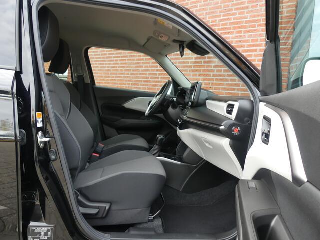 Suzuki SWIFT 1.2 Style Smart Hybrid
