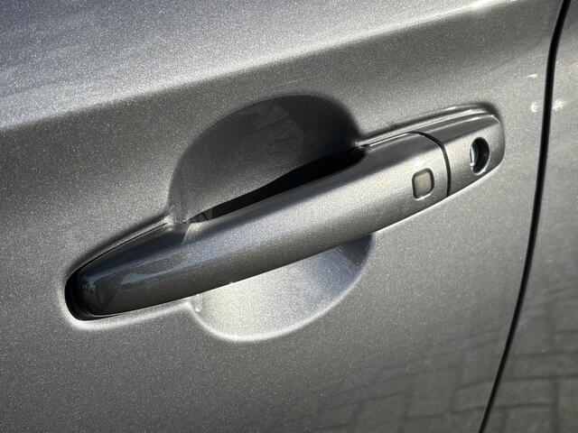 Suzuki SWIFT 1.2 Style Smart Hybrid Demo/Clima/Navi