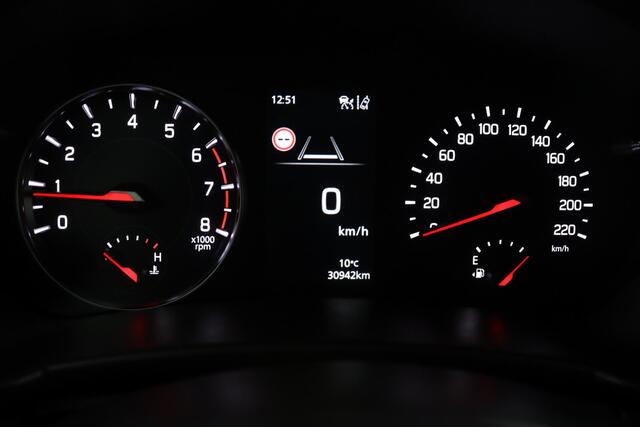 Suzuki SWIFT 1.2 Select Smart Hybrid | Apple CarPlay & Android Auto | Camera | Adaptieve Cruise Control | Stoelverwarming | Lichtmetalen velgen |