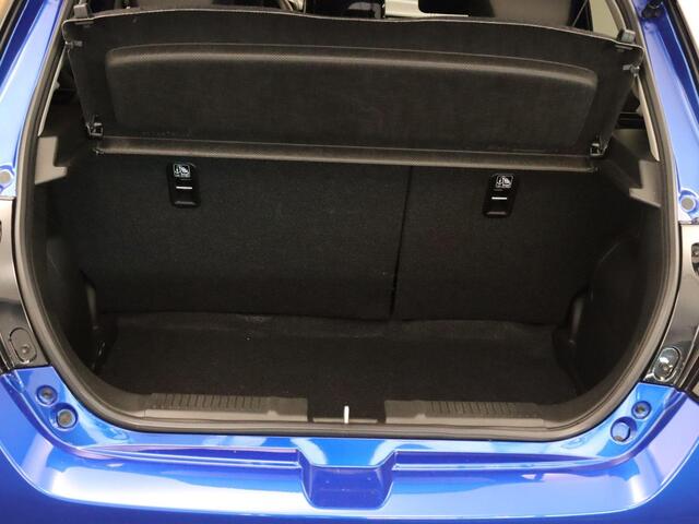 Suzuki SWIFT 1.2 Style Smart Hybrid - CLIMATE CONTROL - NAVIGATIE - PARKEERSENSOREN ACHTER - 16 INCH LICHT METALEN VELGEN - VREDESTEIN 4 SEIZOENENBANDEN - 4 X ELEKTRISCHE RAMEN - KEYLESS ENTRY/ START - CAMERA - VOORSTOELEN VERWARMD - DODEHOEK DETECTIE