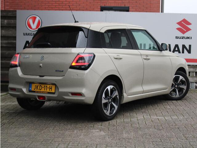 Suzuki SWIFT 1.2 Style Smart Hybrid Automaat Cruise Control Adaptief, Navigatie, Stoelverwarming, Achteruitrijcamera, Parkeersensoren