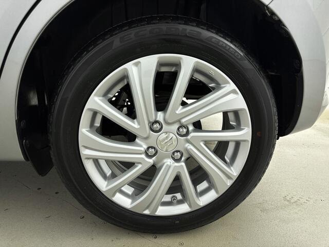 Suzuki SWIFT 1.2 Select Smart Hybrid Carplay | Adaptieve Cruise Control | Stoelverwarming | Parkeersensoren / Achteruitrijcamera |