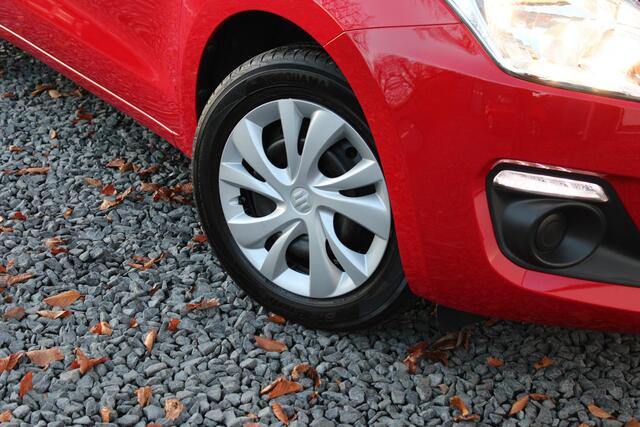 Suzuki SWIFT 1.2 Comfort Smart Hybrid 1e Eig. en Dealer onderhouden!