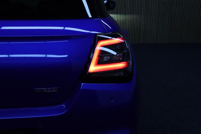 Suzuki SWIFT 1.2 Style Smart Hybrid | ¤ 4.600,- Demo voordeel! | Navigatie | Adaptive-cruise | Apple Carplay & Android Auto | Parkeerhulp | Camera | Keyless | Dodehoekdetectie