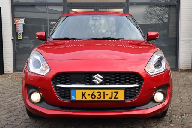 Suzuki SWIFT 1.2 Style Smart Hybrid AdaptiveCruise/Navi/Keyless/AllSeasons