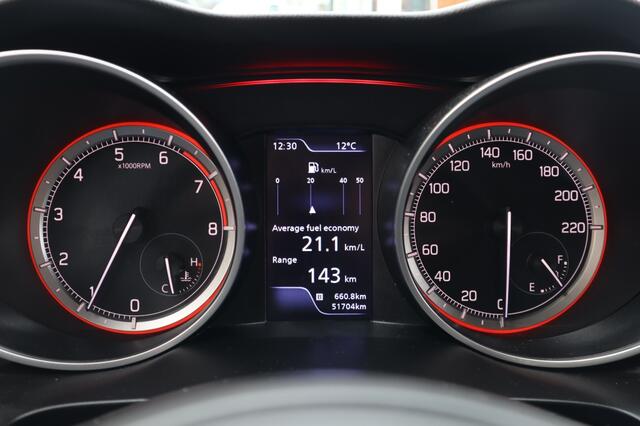 Suzuki SWIFT 1.2 Style Smart Hybrid AdaptiveCruise/Navi/Keyless/AllSeasons