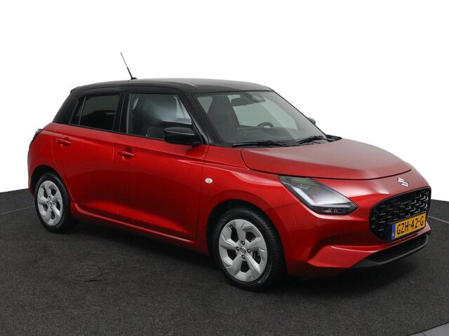 Suzuki SWIFT 1.2 Select Smart Hybrid | Stoelverwarming | Grootscherm Navigatie | Draadloos Apple Carplay | Bi- tone parelmoer Rood | Parkeersensoren Achter | Keyless Entry |