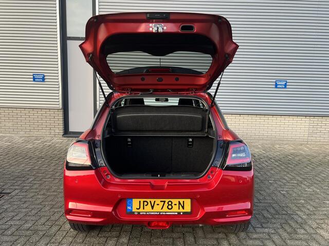 Suzuki SWIFT 1.2 Style Smart Hybrid Automaat | Lage KM-stand | Apple Carplay & Android Auto | Climate Control | Elek. Buitenspiegels