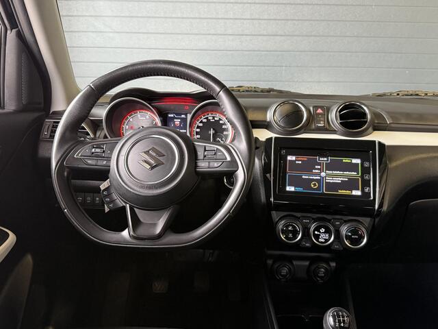 Suzuki SWIFT 1.0 Stijl Smart Hybrid | Carplay | Camera | Navi | Stoelverw. | All-in rijklaarprijs