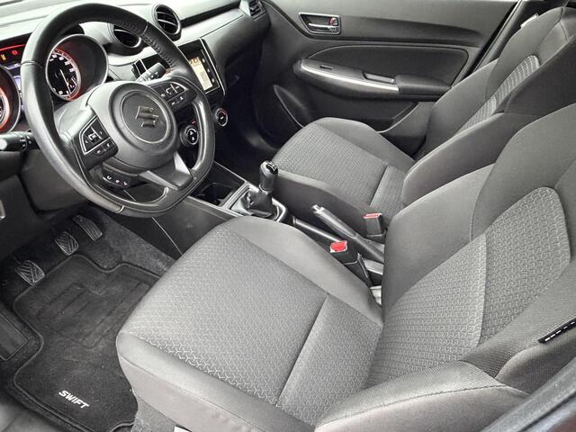 Suzuki SWIFT 1.2 Stijl Smart Hybrid / Navi / Camera / Clima / Adaptive Cruise / Keyless / Stoelverwarming / Carplay