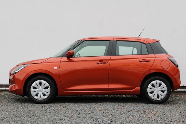 Suzuki SWIFT 1.2 Comfort Smart Hybrid Adaptive Cruise Control, Airco, Applecarpl./Andr. Auto, Navigatie, Achteruitrijcamera, Keyless Entry/Start, Dodehoek detectie