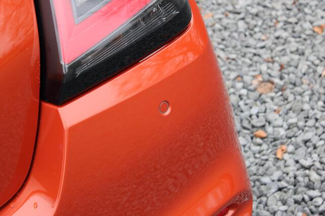 Suzuki SWIFT 1.2 Comfort Smart Hybrid Adaptive Cruise Control, Airco, Applecarpl./Andr. Auto, Navigatie, Achteruitrijcamera, Keyless Entry/Start, Dodehoek detectie