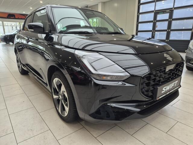 Suzuki SWIFT 1.2 Style Hybrid [CARPLAY| CLIMATE CONTROL | ALL-SEASON BANDEN |