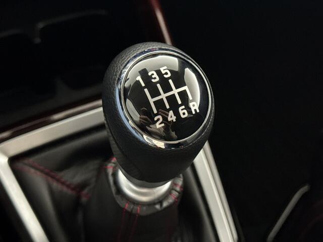 Suzuki SWIFT 1.4 Sport Smart Hybrid | 129 PK | Sportstoelen | Dubbel Uitlaatsysteem