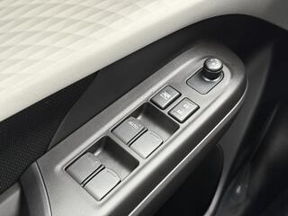 suzuki-swift-1.2-select-smart-hybri