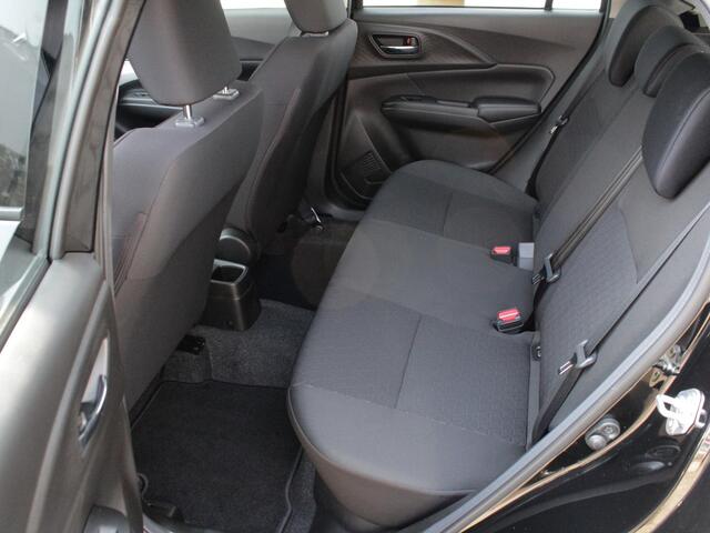 Suzuki SWIFT 1.2 Comfort Smart Hybrid | ¤ 1500,- FRISSE START VOORDEEL! | Alle kleuren leverbaar!