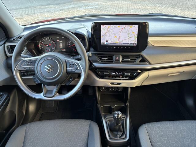 Suzuki SWIFT 1.2 Style Smart Hybrid / Allseason Banden / Navi / Apple carplay / Android Auto /