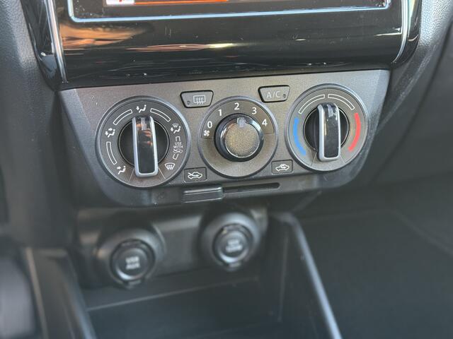 Suzuki SWIFT 1.2 Select Smart Hybrid * Stoelverwarming * Achteruitrijcamera * Bluetooth *