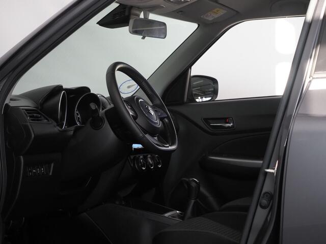 Suzuki SWIFT 1.2 Style Smart Hybrid