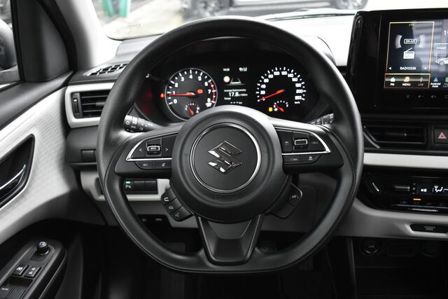 Suzuki SWIFT 1.2 Comfort Smart Hybrid | Achteruitrijcamera | Cruise Control | Nieuw op kenteken |