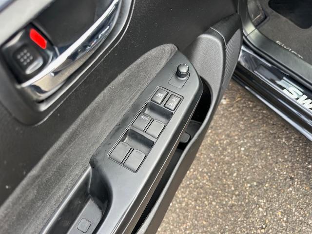 Suzuki SWIFT 1.2 Bandit Enjoy edition Dealeronderhouden,LED,Stoelverwarming,Garantie