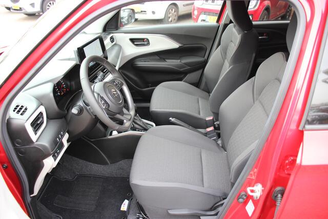 Suzuki SWIFT 1.2 Style Hybrid Automaat | ¤ 1500,- korting! | 10 jaar Garantie | Direct leverbaar! |