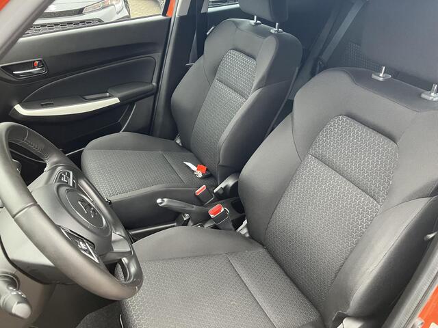 Suzuki SWIFT 1.2 Select Smart Hybrid Two Tone