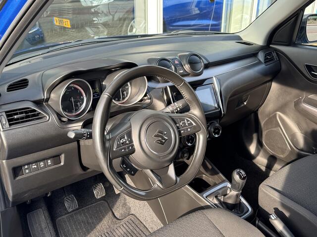 Suzuki SWIFT 1.2 Style Smart Hybrid * Achteruitrijcamera * Stoelverwarming *