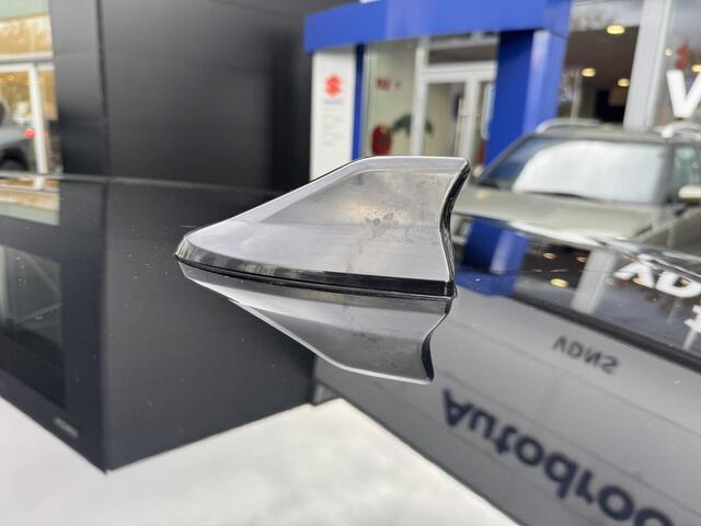 Suzuki SWIFT 1.2 Style Smart Hybrid Demo BTW accessoirespakket twv. ¤3.700 per direct beschikbaar info: 0492588976